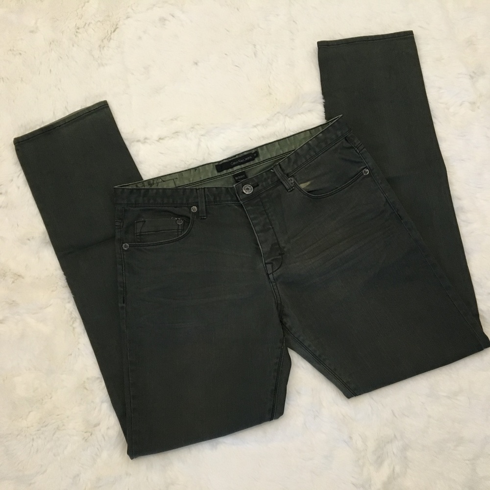 Calvin Klein Gray/Black Jeans Narrow Leg 34/32